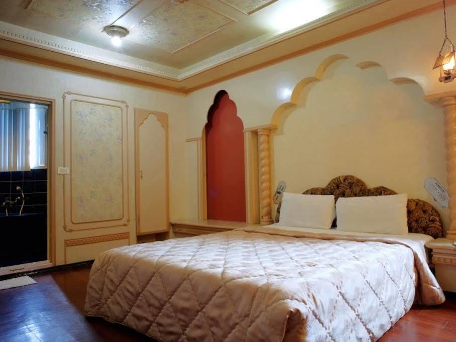 Yi Pin Yuan Hotel Tainan Exterior foto
